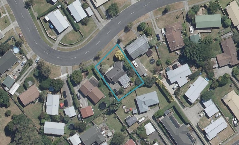 66 Garland Drive, St Andrews, Hamilton - Carousel 1