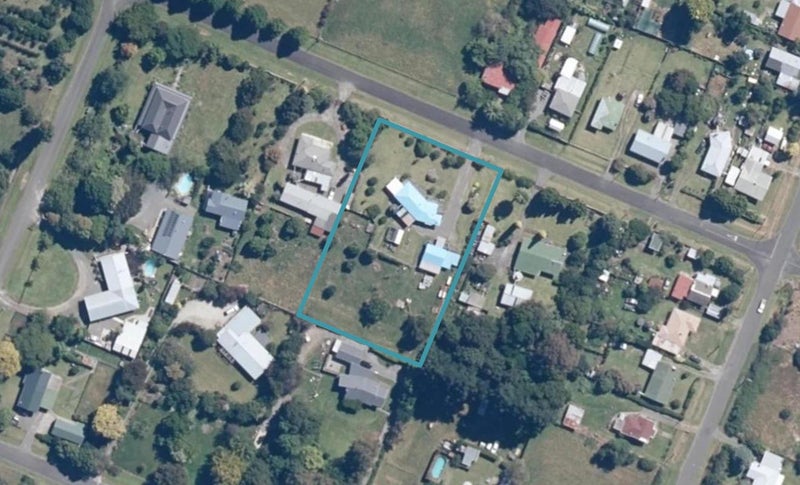 10 Grey Street, Frasertown, Wairoa - Carousel 1