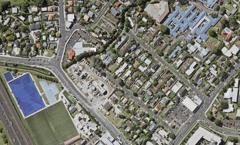 3/17 Thornton Road, Milford, Auckland - Carousel 1