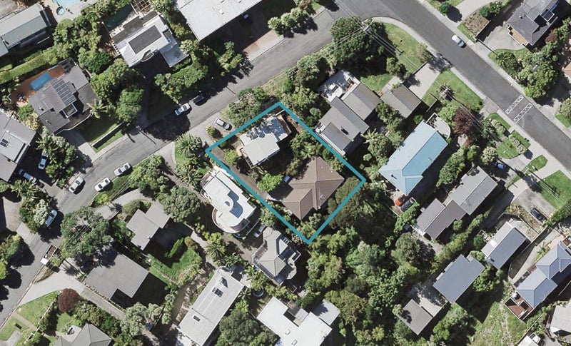 1/2 Parr Terrace, Castor Bay, North Shore City - Carousel 1