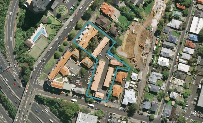 6R Carlton Gore Road, Grafton, Auckland - Carousel 1