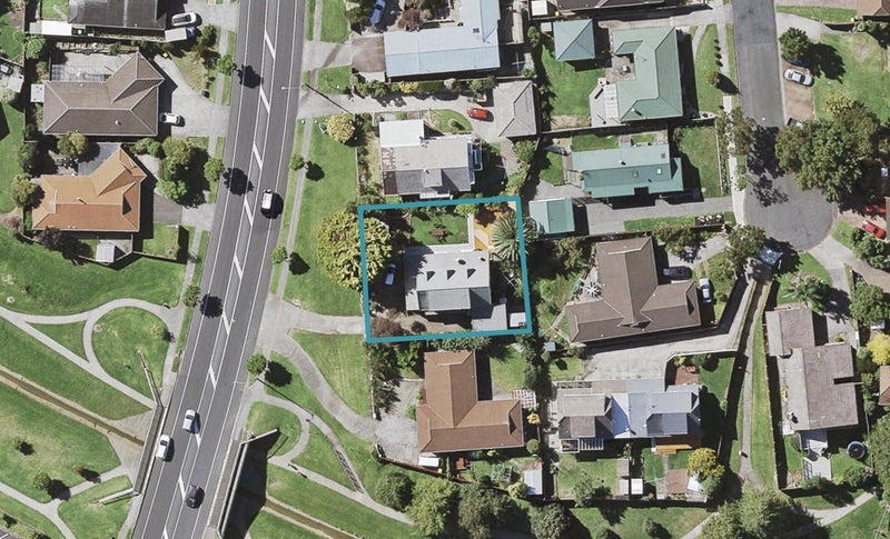 156 Botany Road, Botany Downs, Auckland - Carousel 1