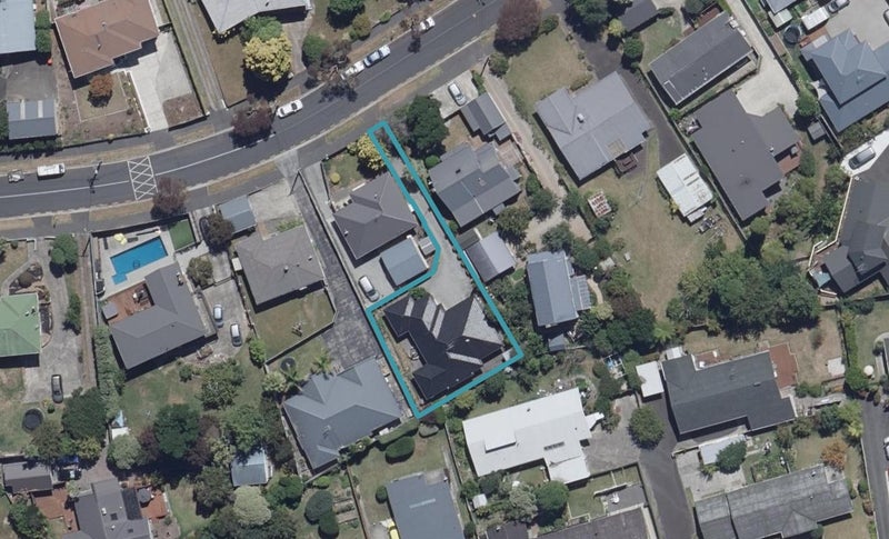 12A McCracken Avenue, Hillcrest, Hamilton - Carousel 1