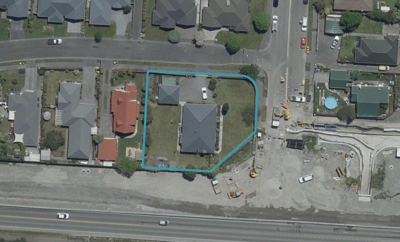 33 Grimseys Road, Redwood, Christchurch - Carousel 1