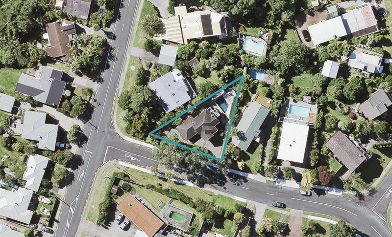 1A Helvetia Drive, Browns Bay, Auckland - Carousel 1