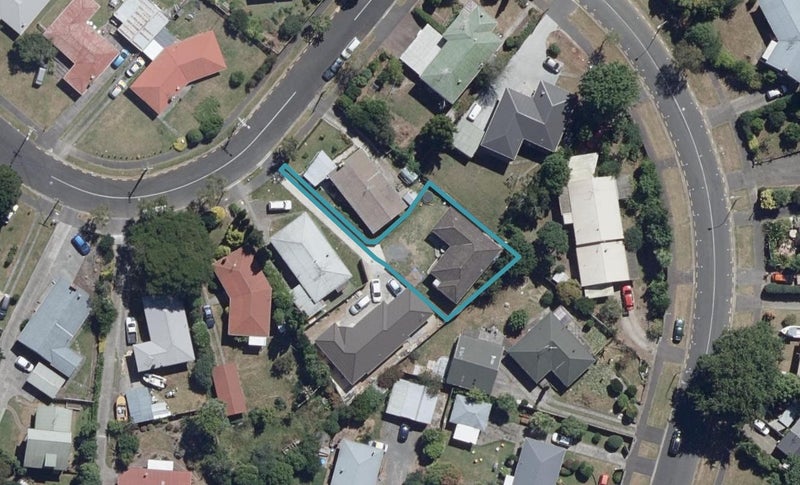 44A Liston Crescent, Hillcrest, Hamilton - Carousel 1