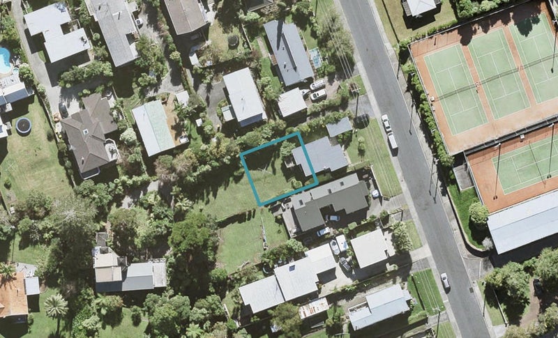 24B Watea Road, Torbay, Auckland - Carousel 1