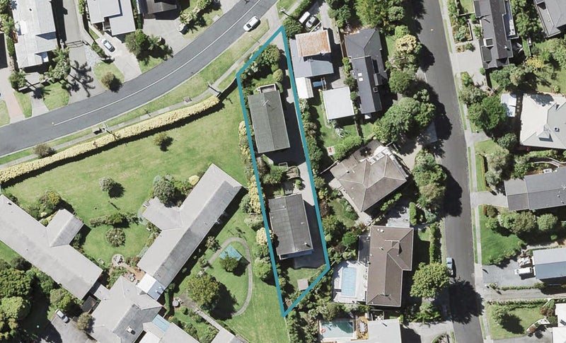 2/54 Park Rise, Campbells Bay, Auckland - Carousel 1