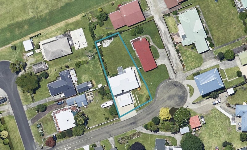1 Mission Place, Opotiki, Opotiki - Carousel 1