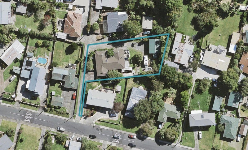 1/17A Woodvale Road, Glen Eden, Auckland - Carousel 1