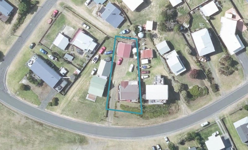 411 Ormond Drive, Māhia - Carousel 1
