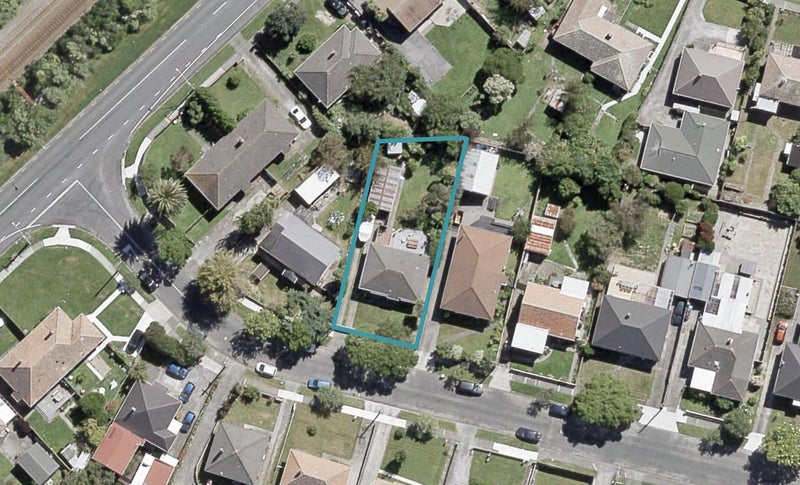 48 Brasell Street, Fairfield, Lower Hutt - Carousel 1