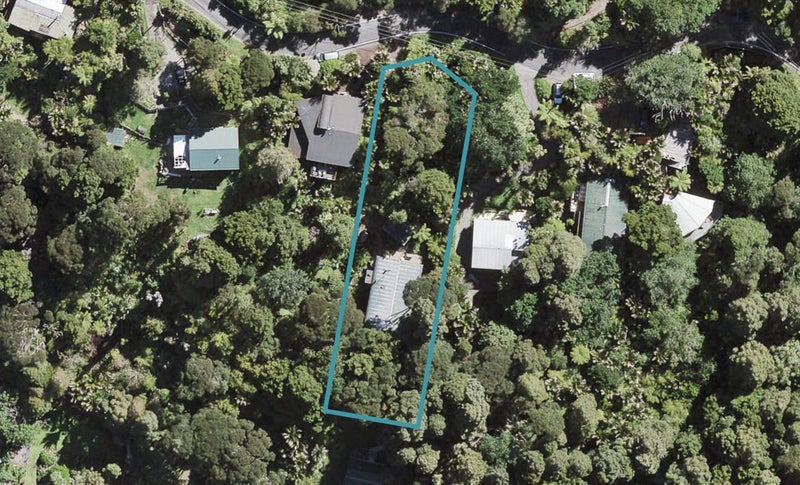 57 Warner Park Avenue, Laingholm, Auckland - Carousel 1