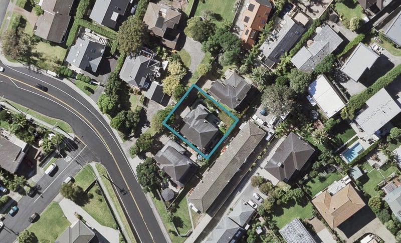 23A East Coast Road, Milford, Auckland - Carousel 1
