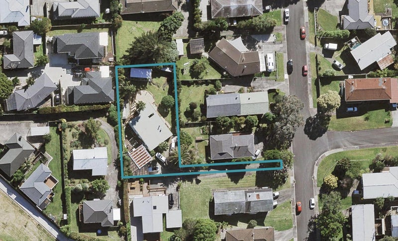 20 Kathleen Street, Totara Vale, Auckland - Carousel 1