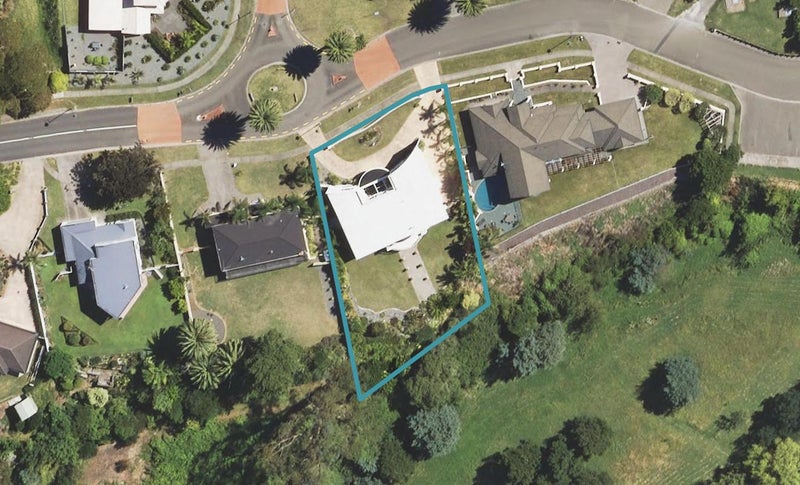 47 Hillview Terrace, Mangapapa, Gisborne - Carousel 1