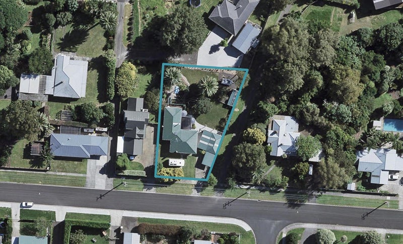 20 Kaiwaka Road, Waiuku, Waiuku - Carousel 1