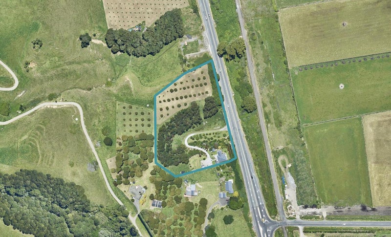 252 Te Puke Highway, Papamoa, Te Puke - Carousel 1