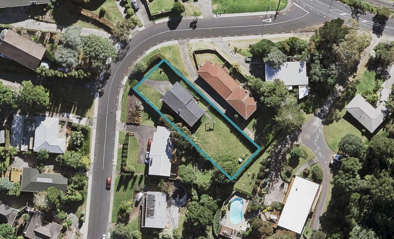 6 Pemberton Avenue, Bayview, Auckland - Carousel 1