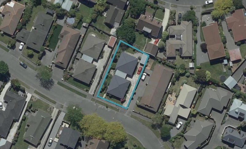 2/12 Broadfell Avenue, Avonhead, Christchurch - Carousel 1