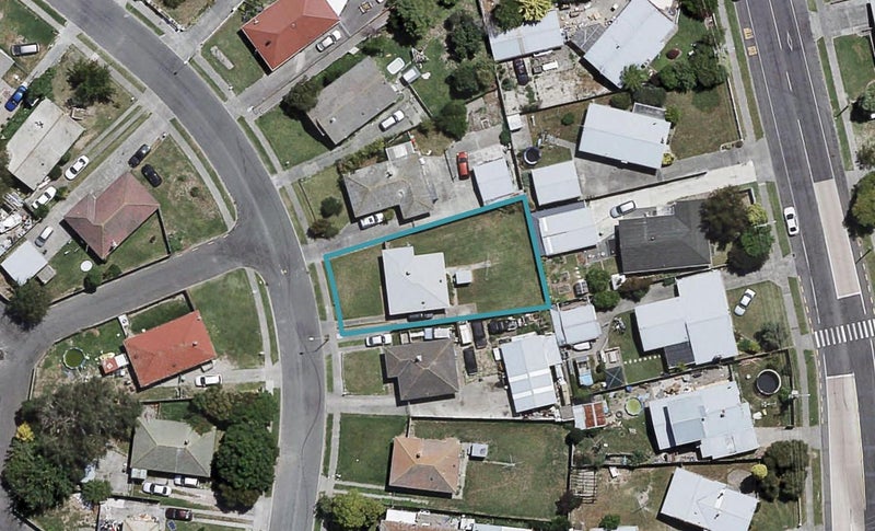25 Mclaren Crescent, Onekawa, Napier - Carousel 1