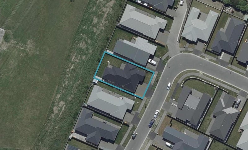 7 Davaar Crescent, Broomfield, Christchurch - Carousel 1