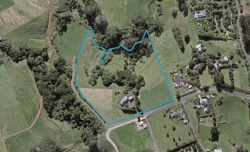 18 Eva Road, Ridgewood, New Plymouth - Carousel 1