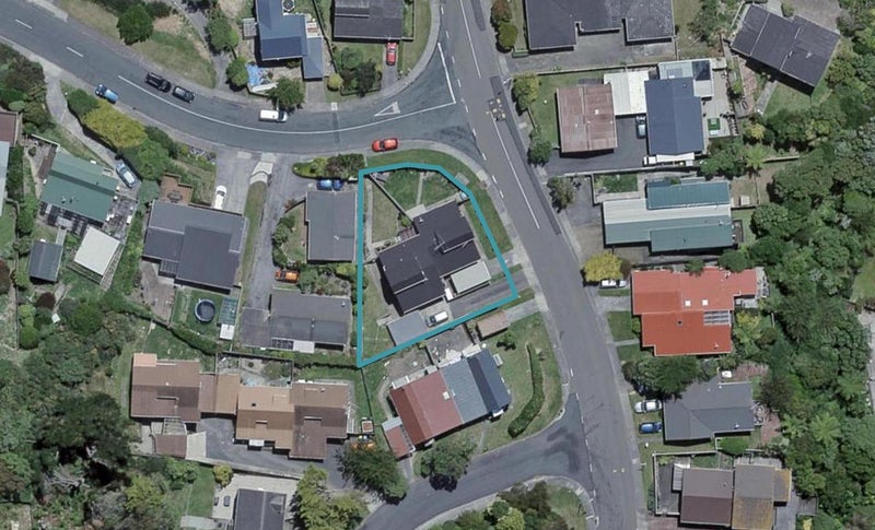 1/24 Cambrian Street, Churton Park, Wellington - Carousel 1