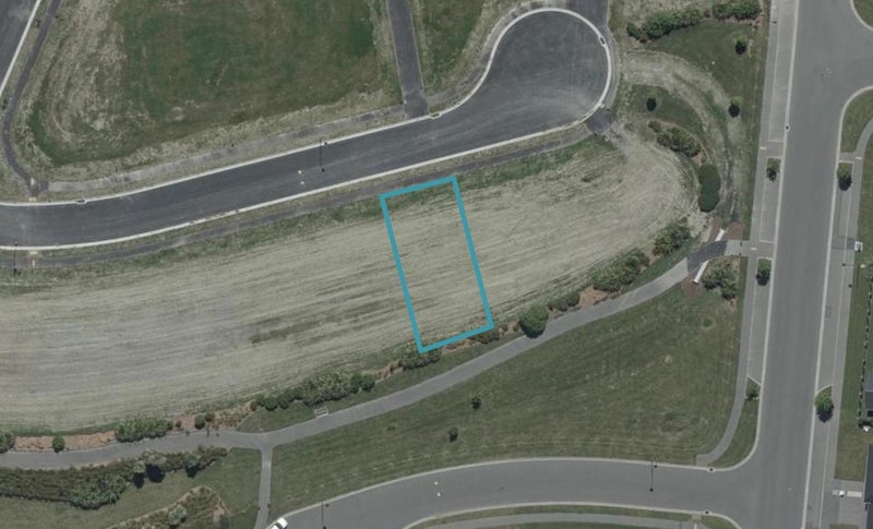 16 Lussa Close, Broomfield, Christchurch - Carousel 1