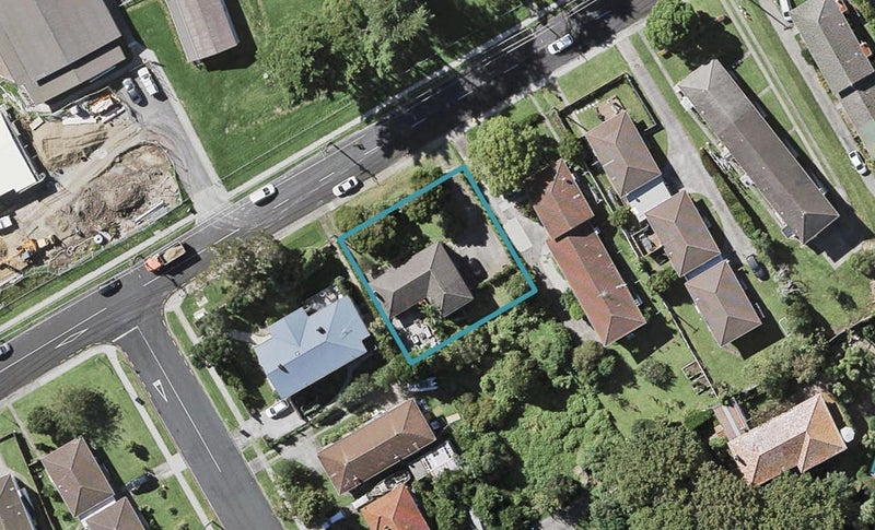 13 Roberts Avenue, Bayswater, Auckland - Carousel 1