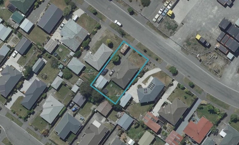 32 Te Rama Place, Wainoni, Christchurch - Carousel 1