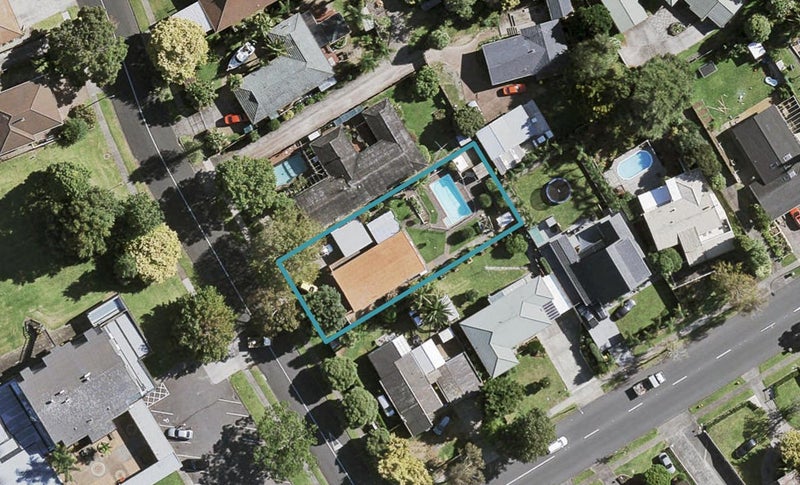 3 Rushgreen Avenue, Pahurehure, Papakura - Carousel 1