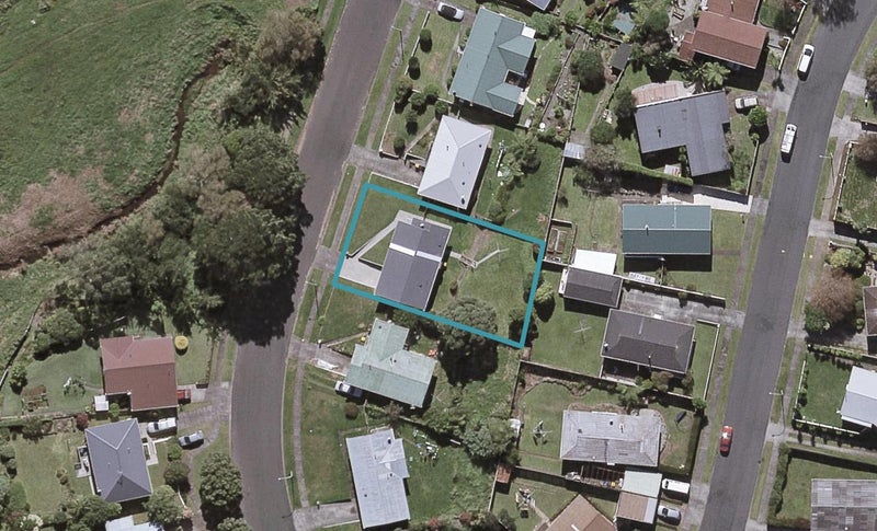 43 Tavistock Street, Westown, New Plymouth - Carousel 1