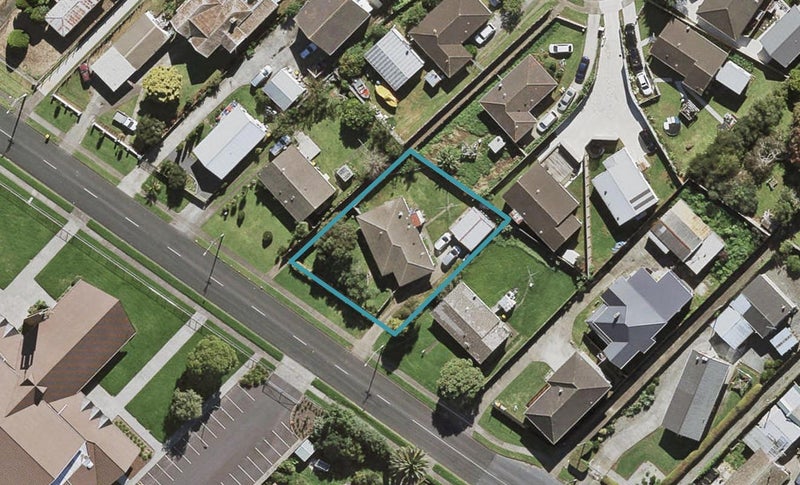 63 Yates Road, Mangere East, Auckland - Carousel 1
