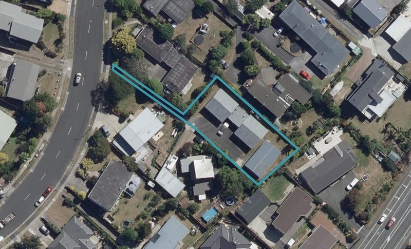 99 Poaka Avenue, Dinsdale, Hamilton - Carousel 1