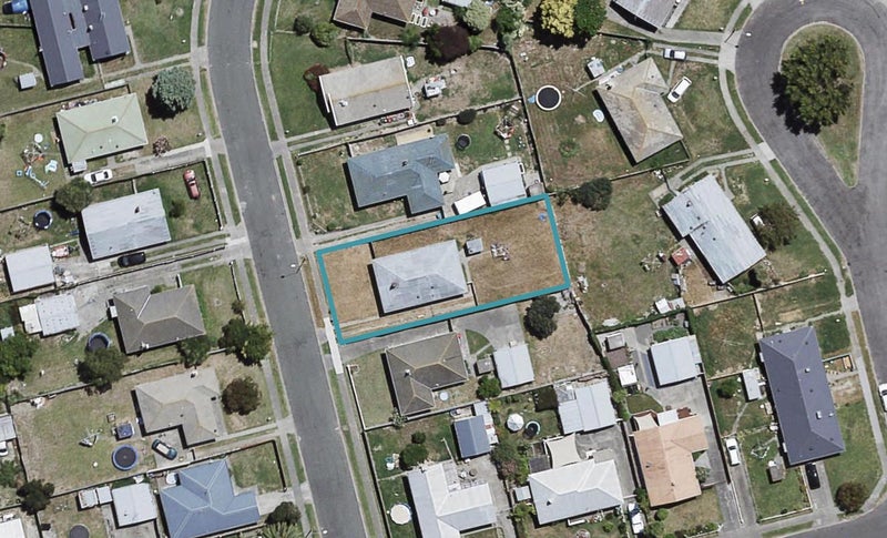 8 Cottrell Crescent, Onekawa, Napier - Carousel 1