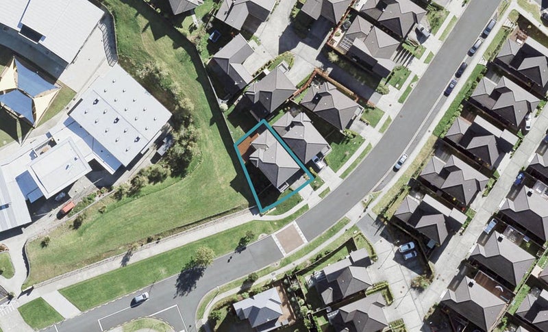 85 Fields Parade, Oteha, Auckland - Carousel 1