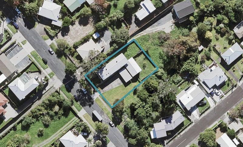 2/8 Gardner Avenue, New Lynn, Auckland - Carousel 1