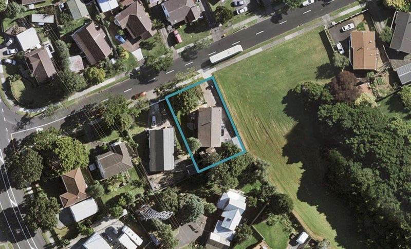 7 Banyan Drive, Totara Heights, Auckland - Carousel 1