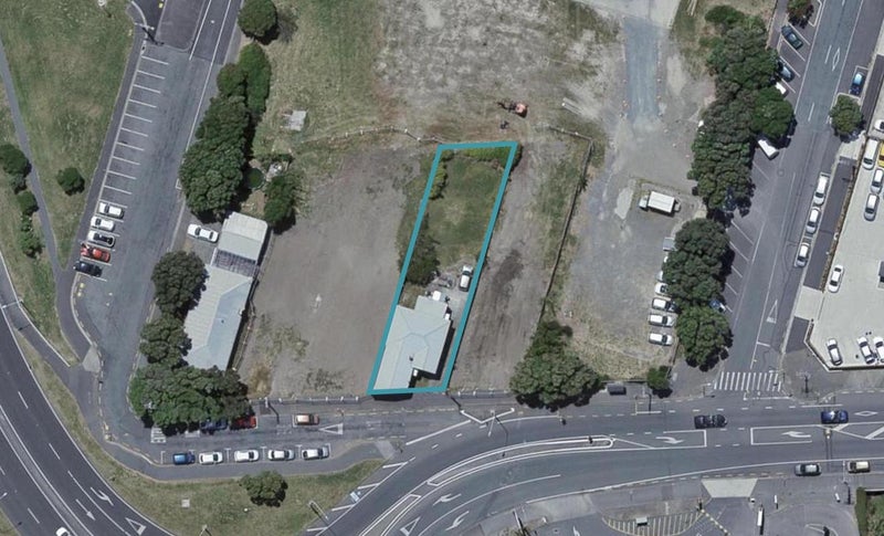 341 Broadway, Miramar, Wellington - Carousel 1