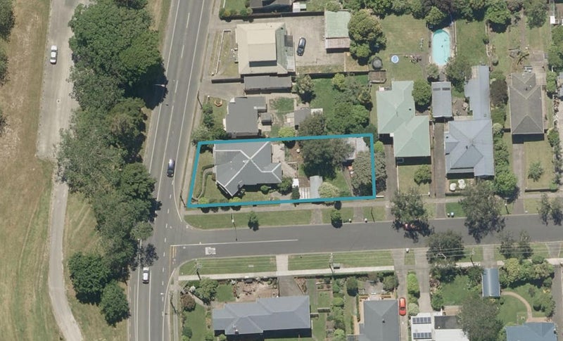 132 Anzac Parade, Whanganui East, Whanganui - Carousel 1