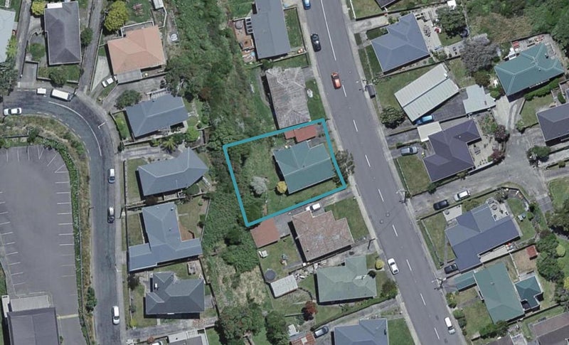 100 Beazley Avenue, Paparangi, Wellington - Carousel 1