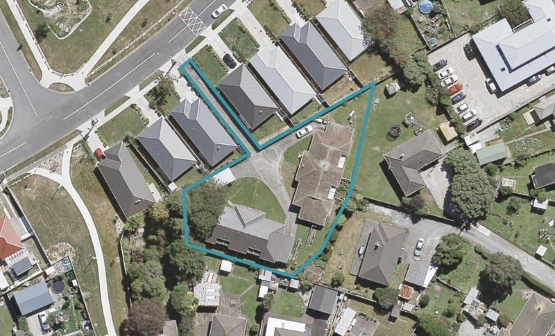 69D Farmer Crescent, Taita, Lower Hutt - Carousel 1