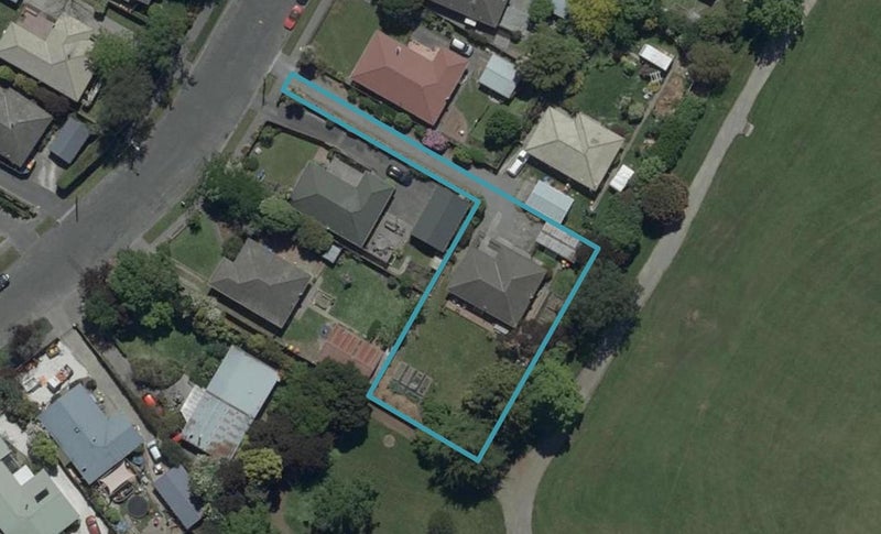 26 Flower Street, Bryndwr, Christchurch - Carousel 1