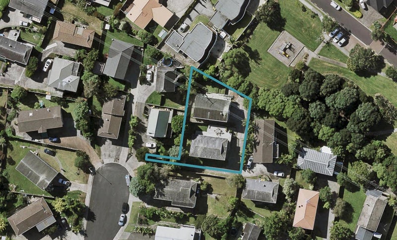 1/25 Thalia Place, Tōtara Vale, Auckland - Carousel 1