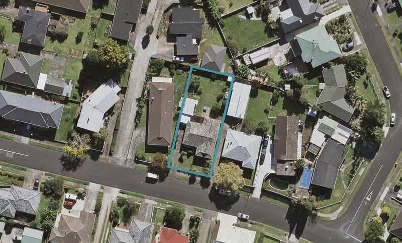 12 Ramsey Street, Papatoetoe, Auckland - Carousel 1