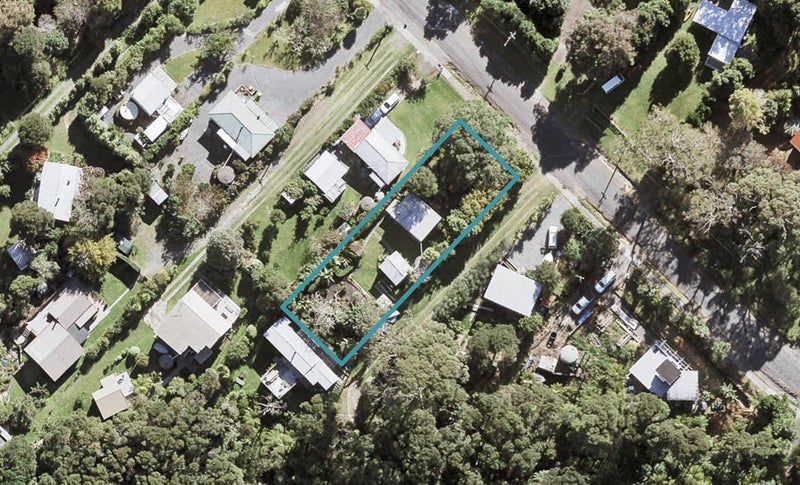 176 Howard Road, Ōrere Point - Carousel 1