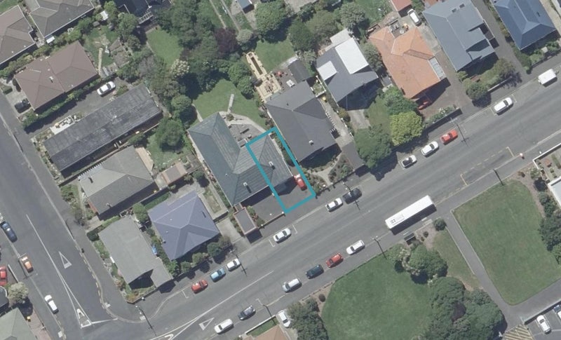 32 Bedford Street, Saint Clair, Dunedin - Carousel 1