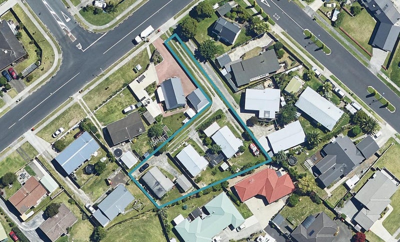13C Opal Drive, Papamoa Beach, Papamoa - Carousel 1