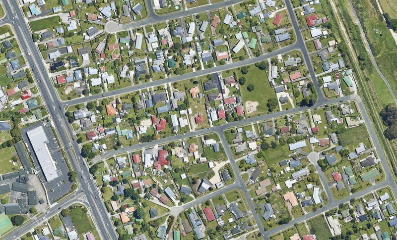 10 Isobel Street, Fairy Springs, Rotorua - Carousel 1